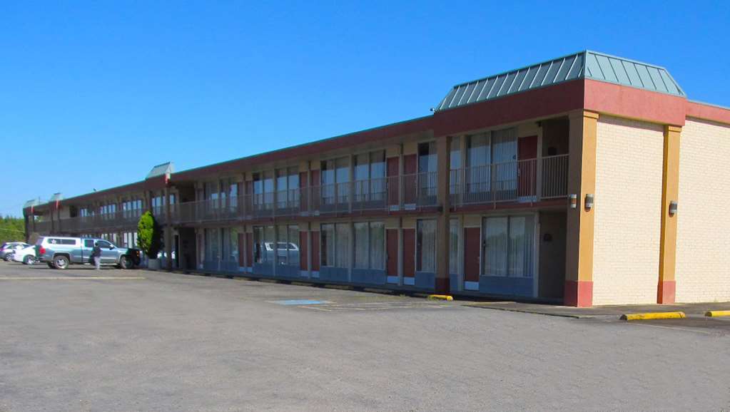Magnuson Hotel Idabel Esterno foto